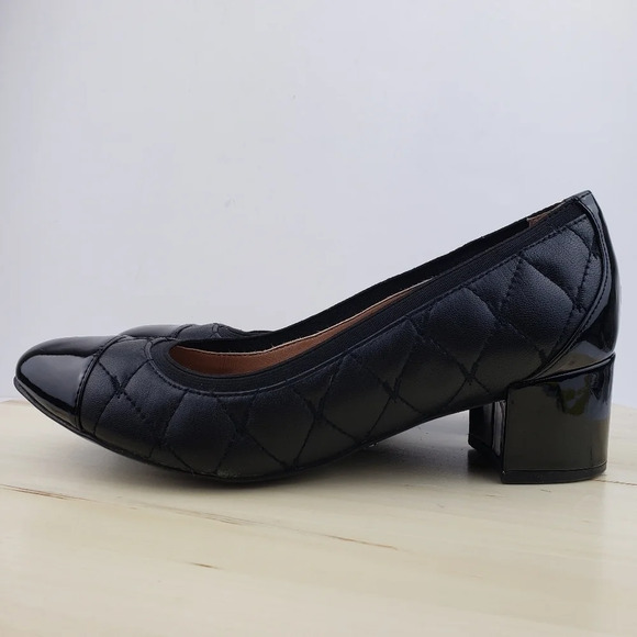 VIONIC Pumps Size 6.5 Quilted Leather Block Heel Comfort Shoe Cap Toe Classic - Picture 2 of 14